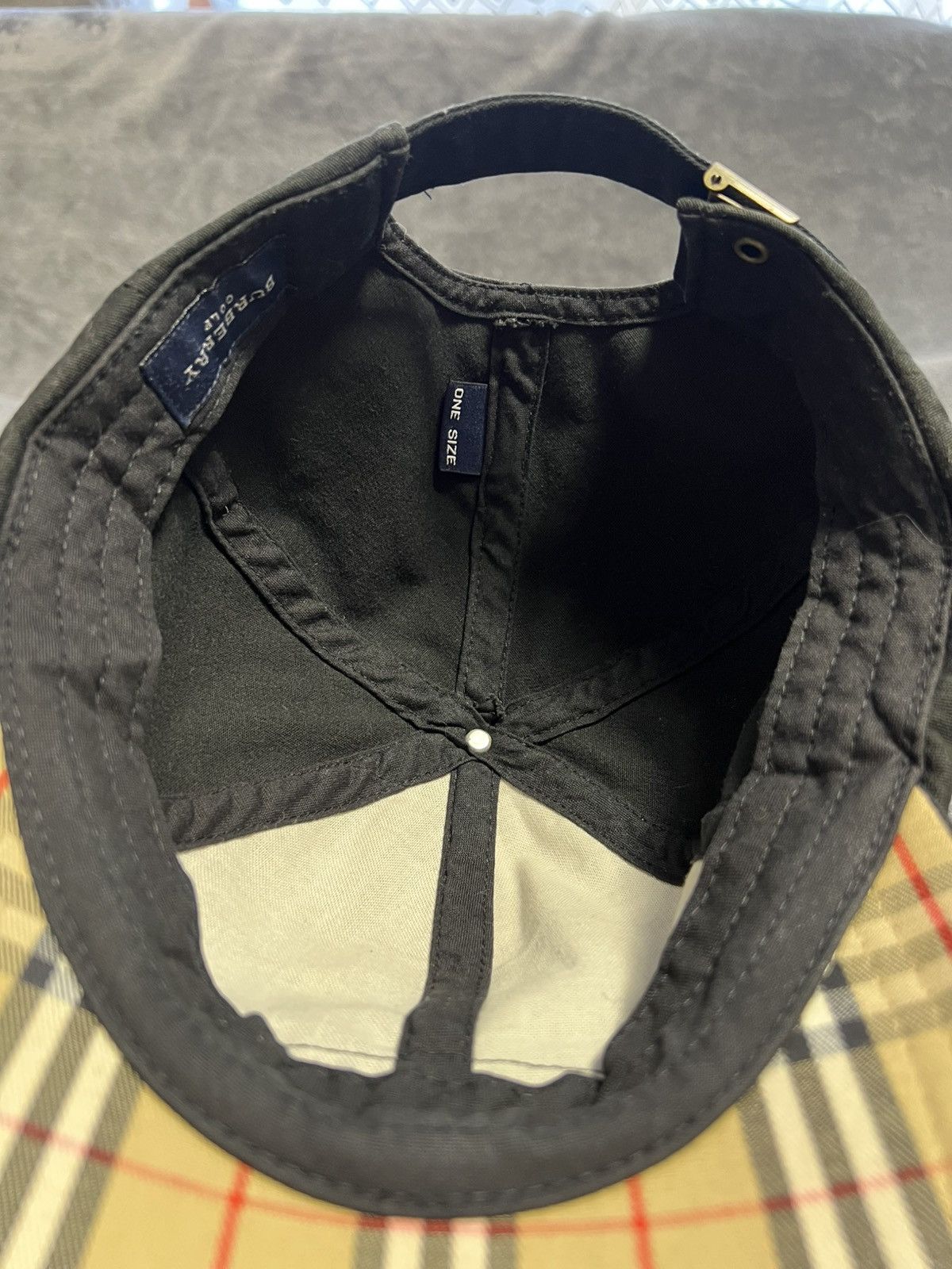 Burberry Burberry Hat Black Cap Size ONE SIZE - 8 Thumbnail