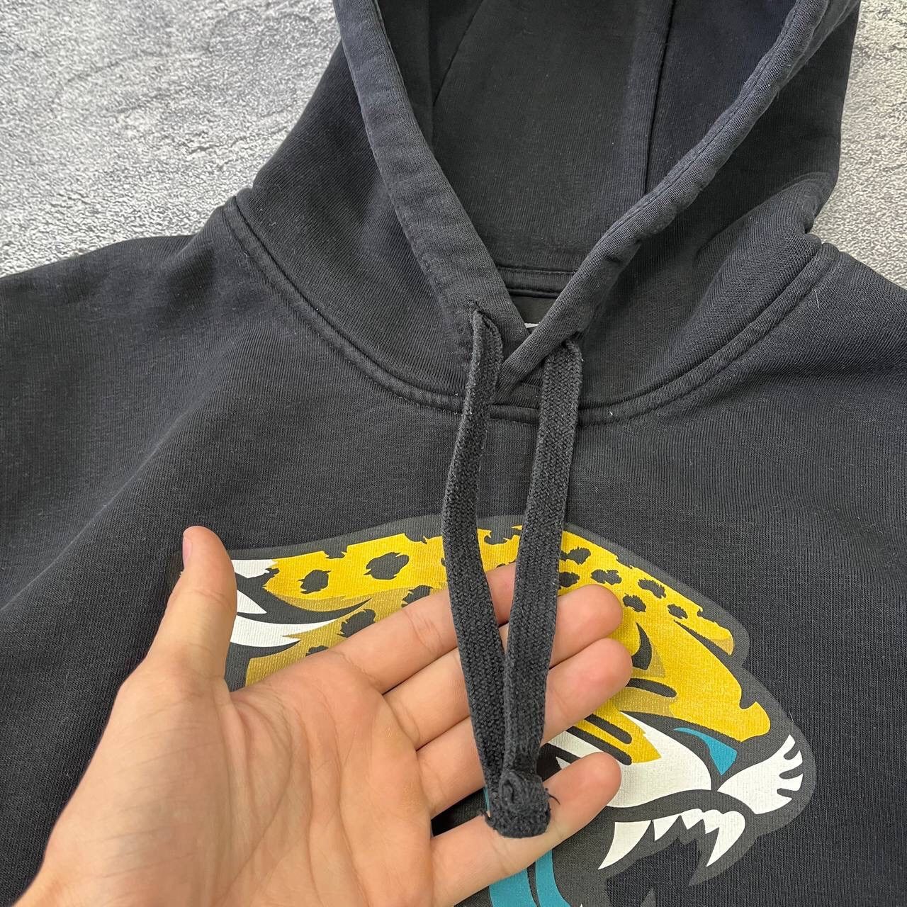 Vintage Jacksonville Jaguars Mens Black Pullover Hoodie NFL Size US S / EU 44-46 / 1 - 6 Thumbnail