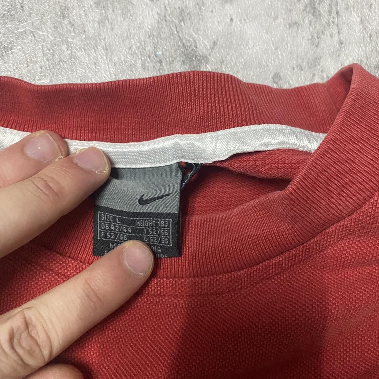 Nike Nike red sweatshirt with white embroidered swoosh Size US L / EU 52-54 / 3 - 3 Thumbnail