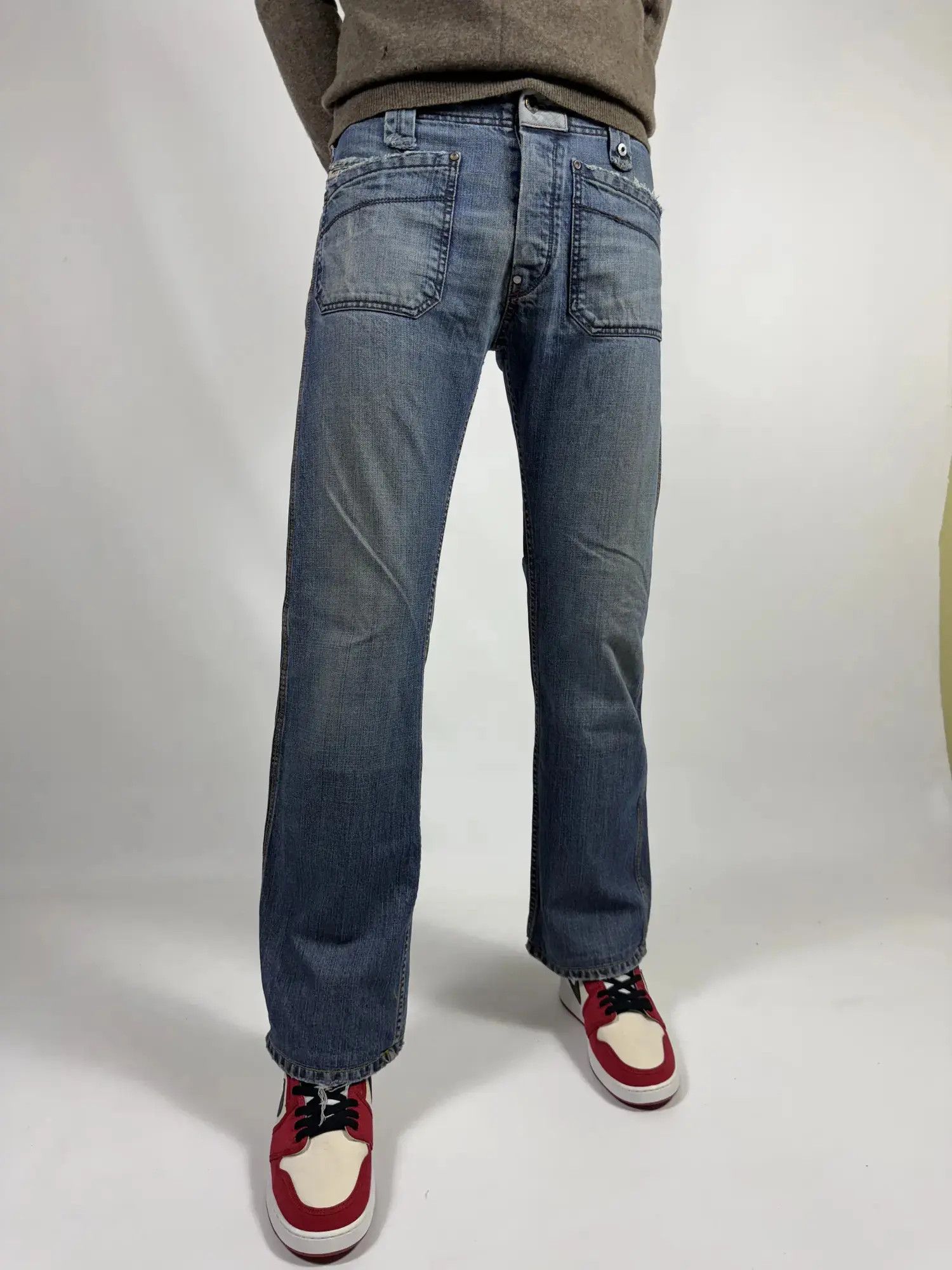 Diesel × Vintage Diesel Moorix Washed Straight Damaged Denim Pants Size US 30 / EU 46 - 1 Thumbnail