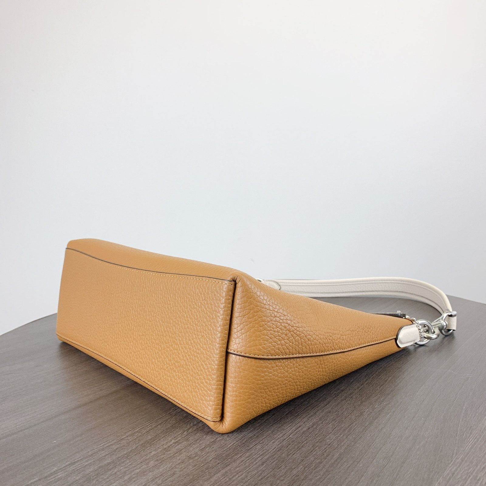 Coach Coach CT850 Laurel Shoulder Bag Colorblock Light Saddle Size ONE SIZE - 6 Thumbnail