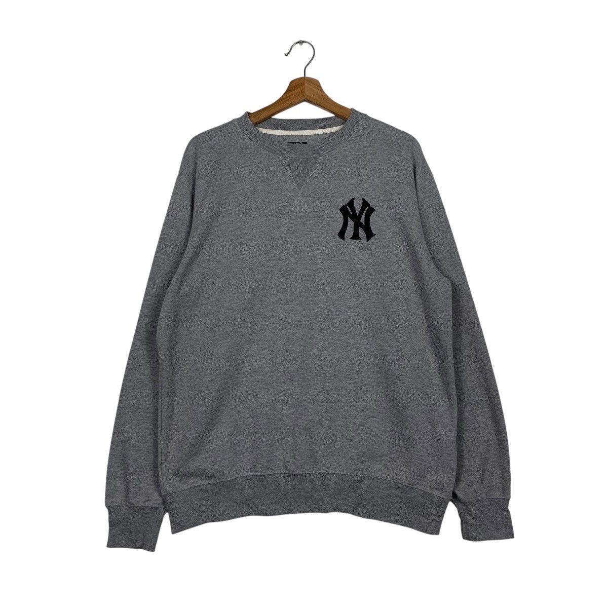MLB MLB New York Yankees Crewneck Sweatshirt Size US L / EU 52-54 / 3 - 1 Thumbnail