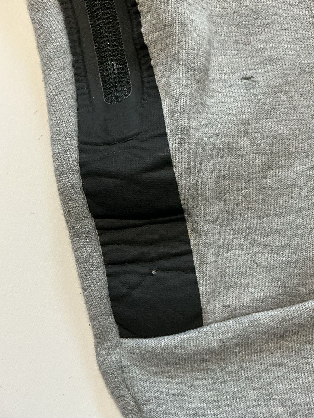Nike Nike Sportswear Tech Fleece 1MM Heather Jogger Sweatpants Size US 32 / EU 48 - 12 Thumbnail