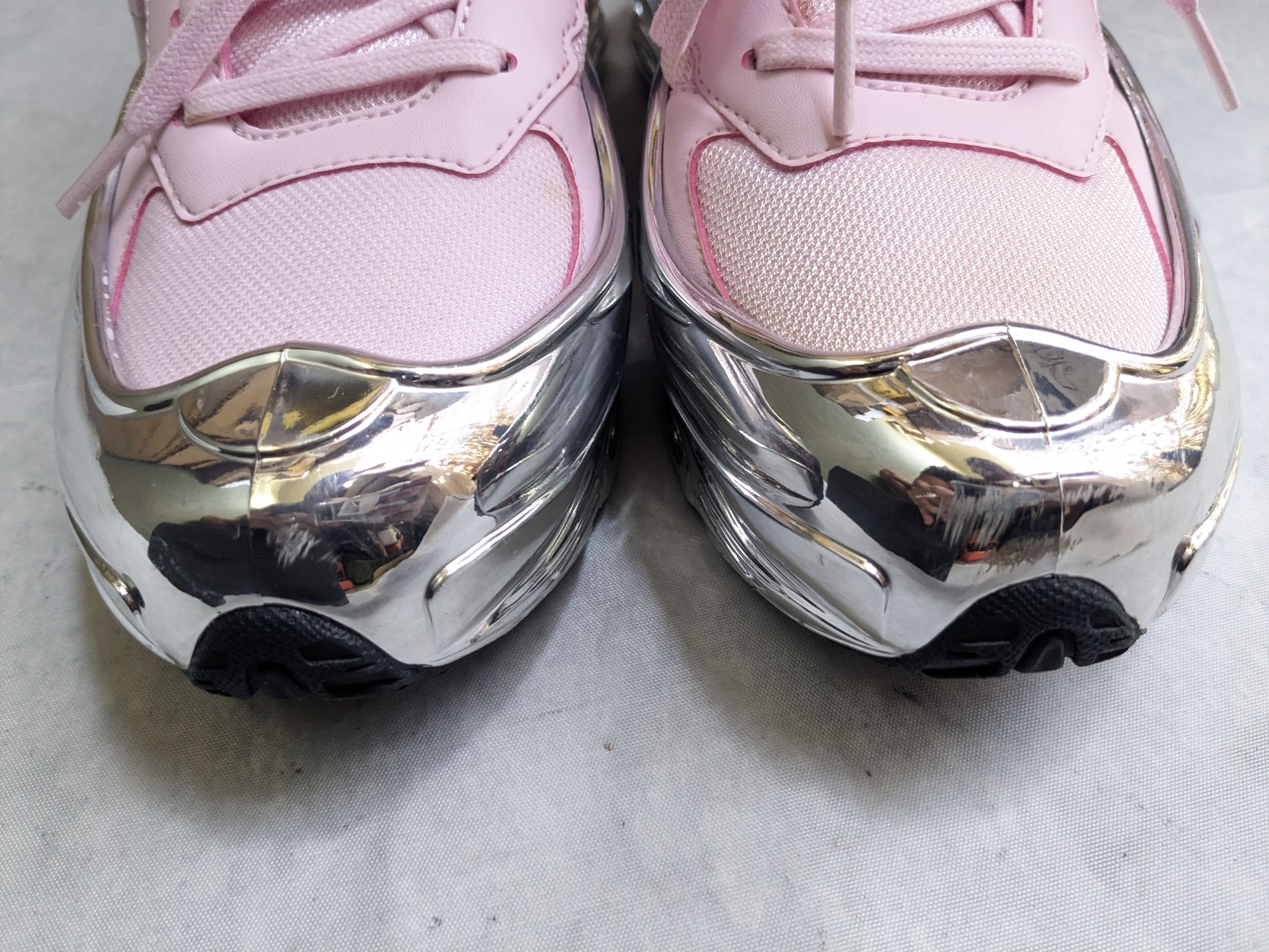Adidas × Raf Simons Adidas Ozweego Mirrored Pink 9.5 Silver Chrome Size US 9.5 / EU 42-43 - 4 Thumbnail