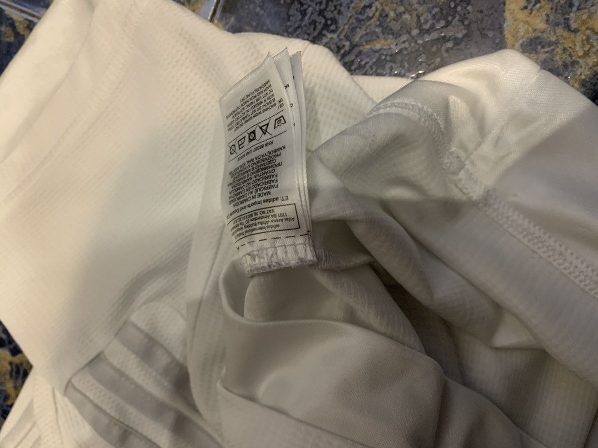 Adidas 2015 Real Madrid White Adidas Soccer Football Jersey Size US M / EU 48-50 / 2 - 11 Thumbnail