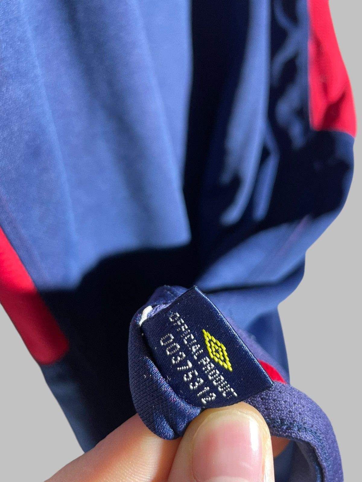Umbro × Vintage England Umbro 2002 Reversible Vintage Football Shirt Size US XL / EU 56 / 4 - 15 Thumbnail