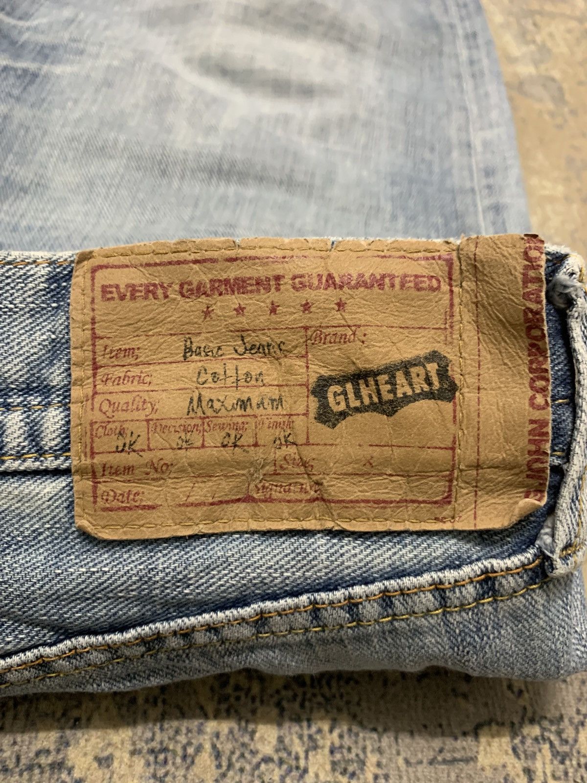 Japanese Brand Vintage 90’s Gl Heart Sand Washed Distress Jean Size US 33 - 10 Thumbnail