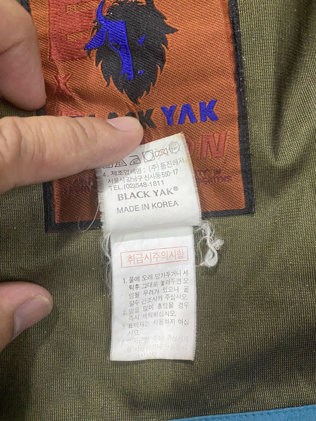 BLACKYAK Vintage BlackYak Gore-Tex Muticolour Jacket Size US XL / EU 56 / 4 - 14 Thumbnail