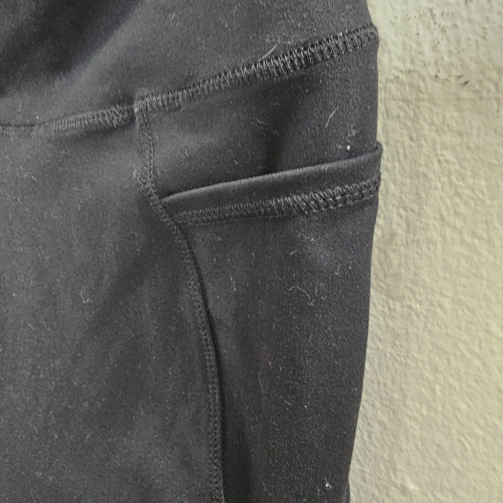 Other Danskin Black Bike Shorts Side Pocket High Rise Contour Seam Size 26" / US 2 / IT 38 - 4 Thumbnail