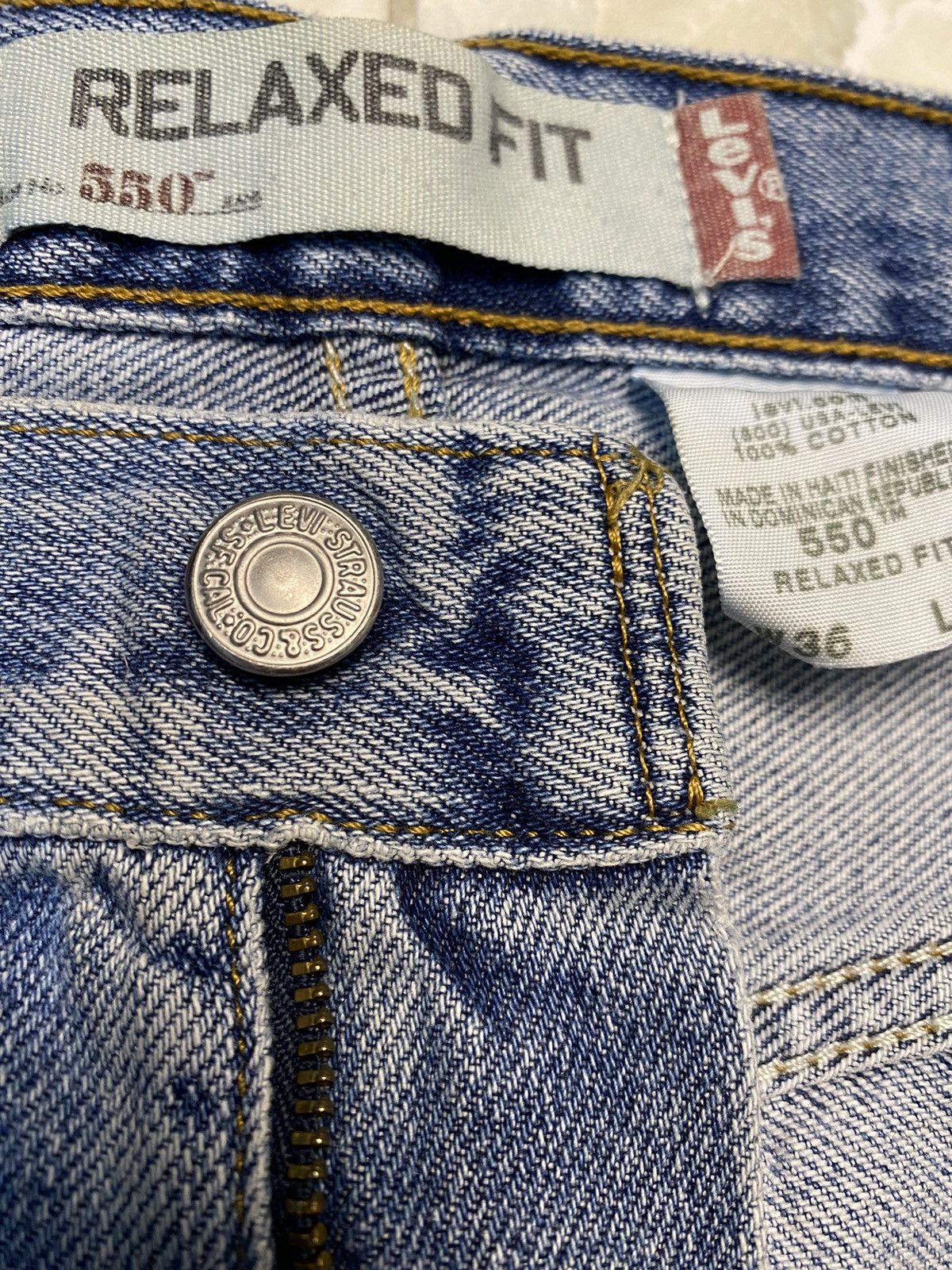 Levi's × Vintage Levi’s 550 Size 36" / US 14 / IT 50 - 7 Thumbnail
