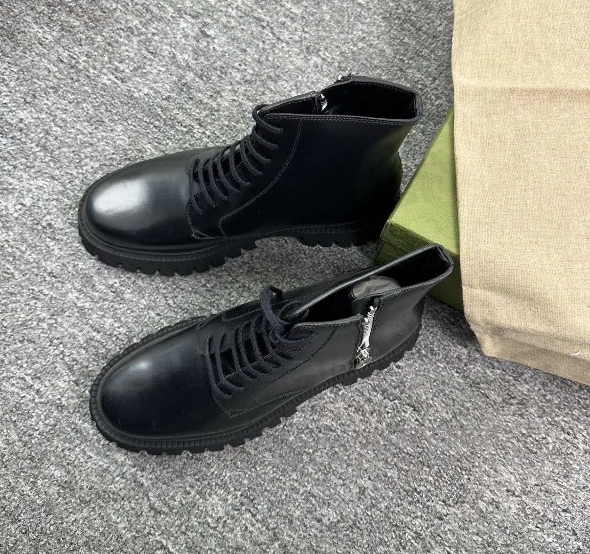 Gucci Black Leather Lace-Up Ankle Boots with Zipper. Size US 9 / EU 42 - 2 Thumbnail