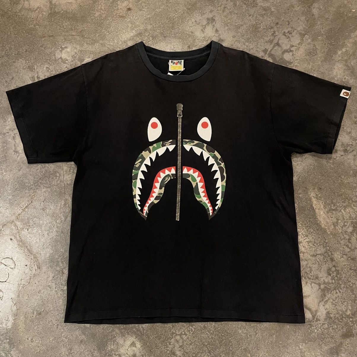 Bape Bape Shark Tee by A Bathing Ape Size US XXL / EU 58 / 5 - 1 Thumbnail