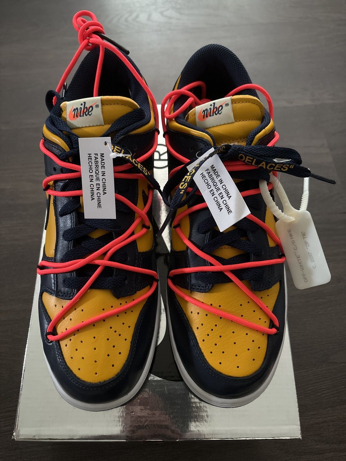 Off-White Off white Michigan Dunks Size US 10 / EU 43 - 13 Thumbnail