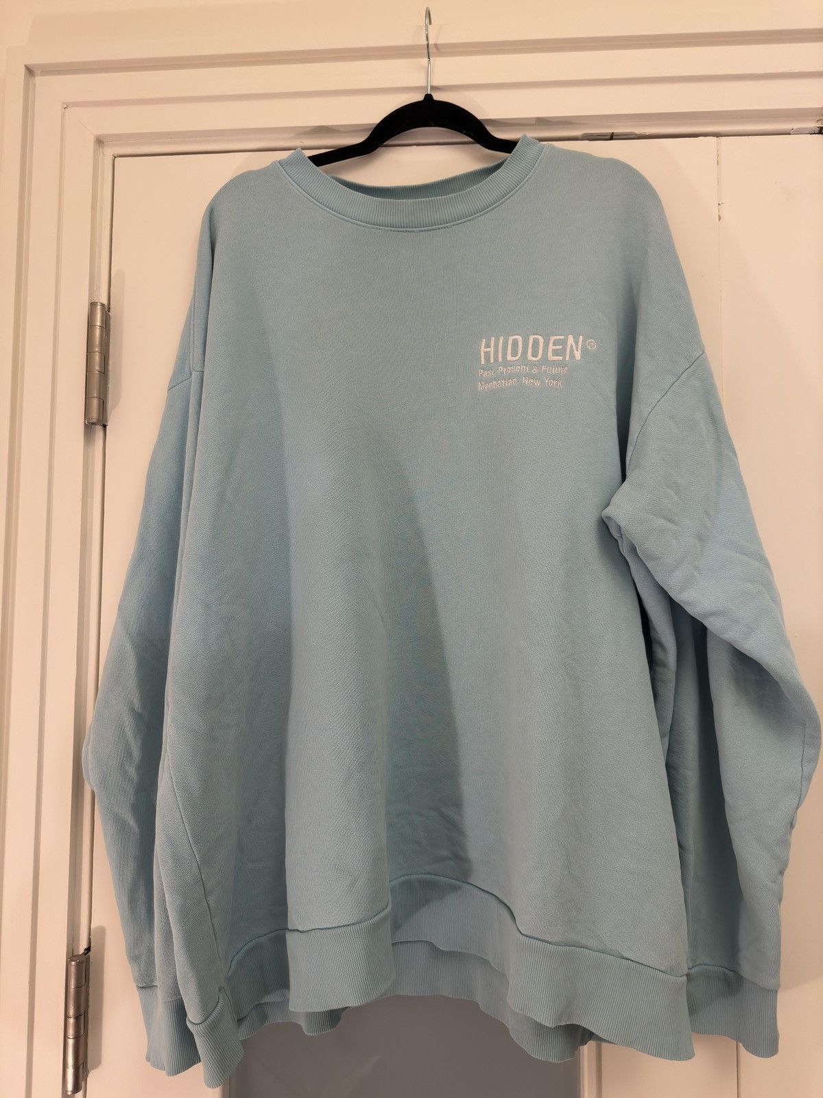 HIDDEN HIDDEN LOGO CREWNECK Size US XL / EU 56 / 4 - 1 Thumbnail