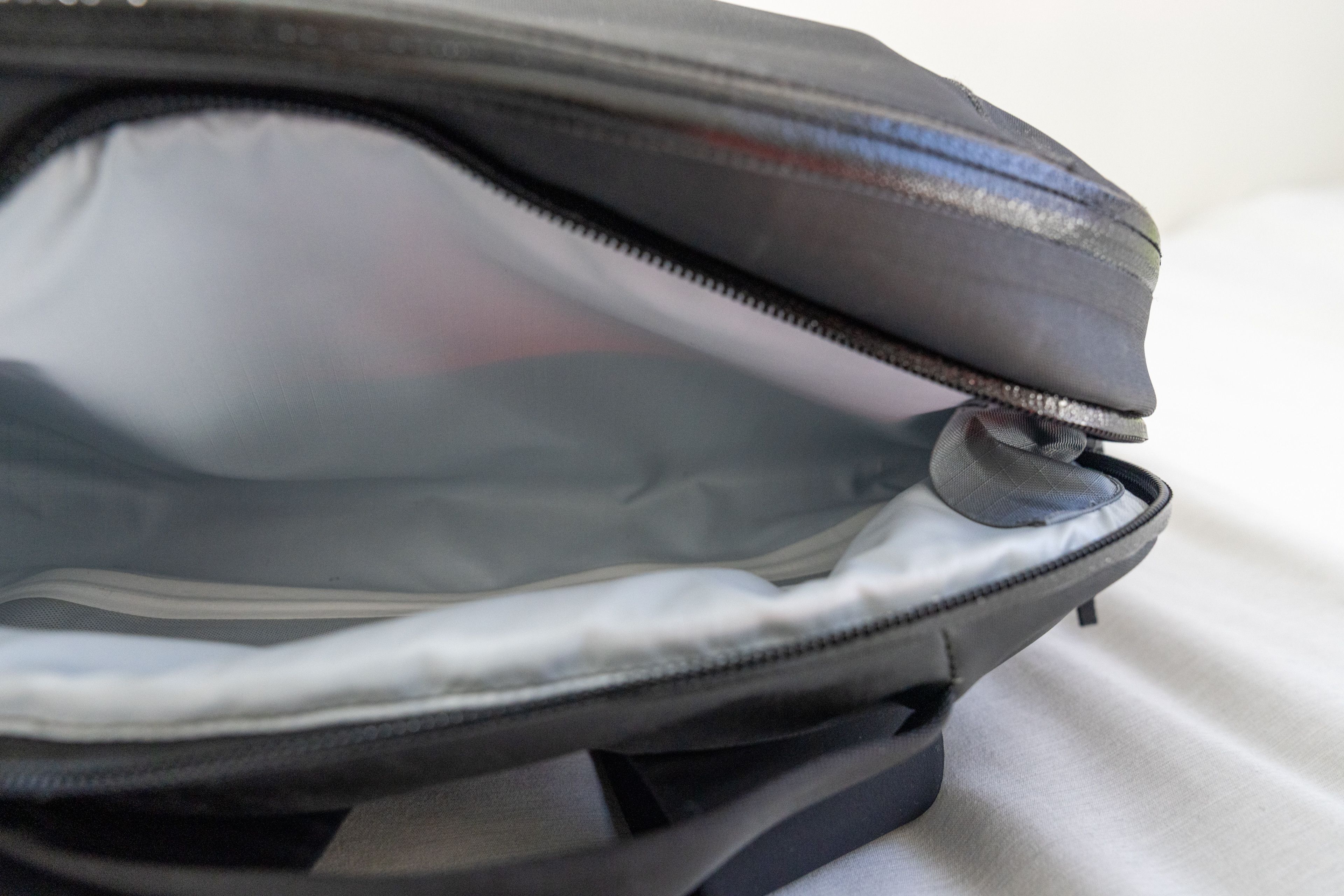 Veilance Arc'teryx Veilance Nomin Pack V2 Size ONE SIZE - 10 Thumbnail