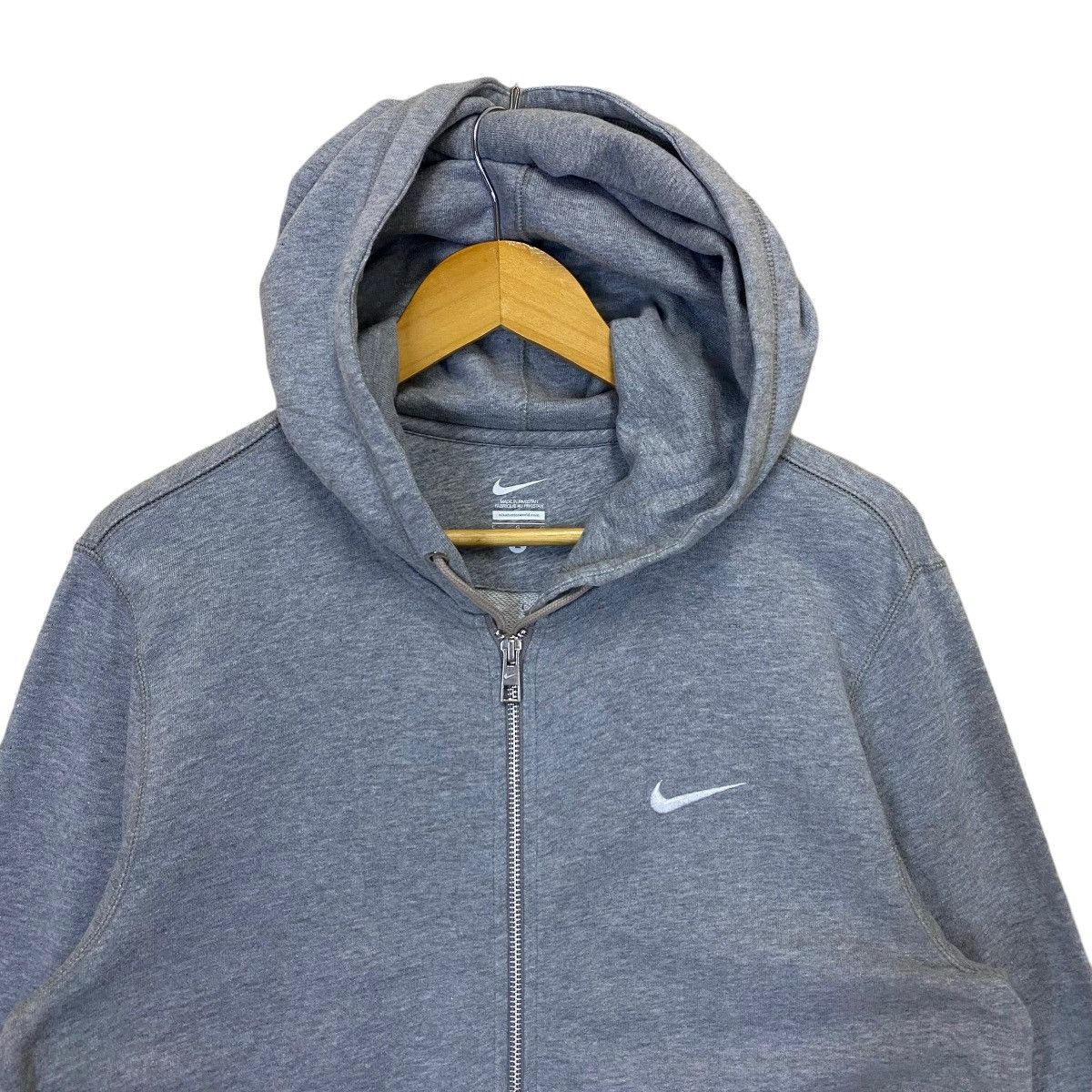 Japanese Brand Nike Small Logo Zipper Hoodie Size US M / EU 48-50 / 2 - 4 Thumbnail