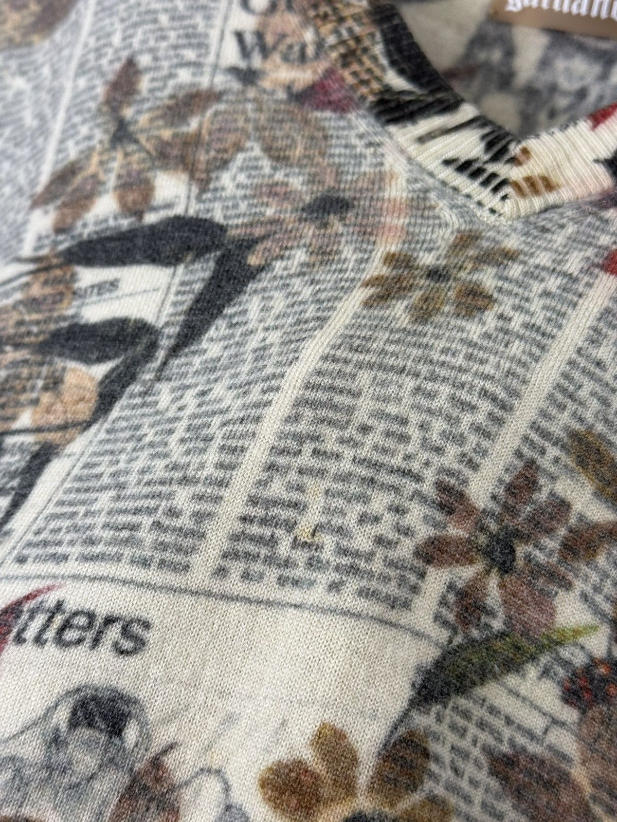 John Galliano John Galliano Newspaper Floral Print V-Neck Wool T-Shirt Size M / US 6-8 / IT 42-44 - 20 Thumbnail