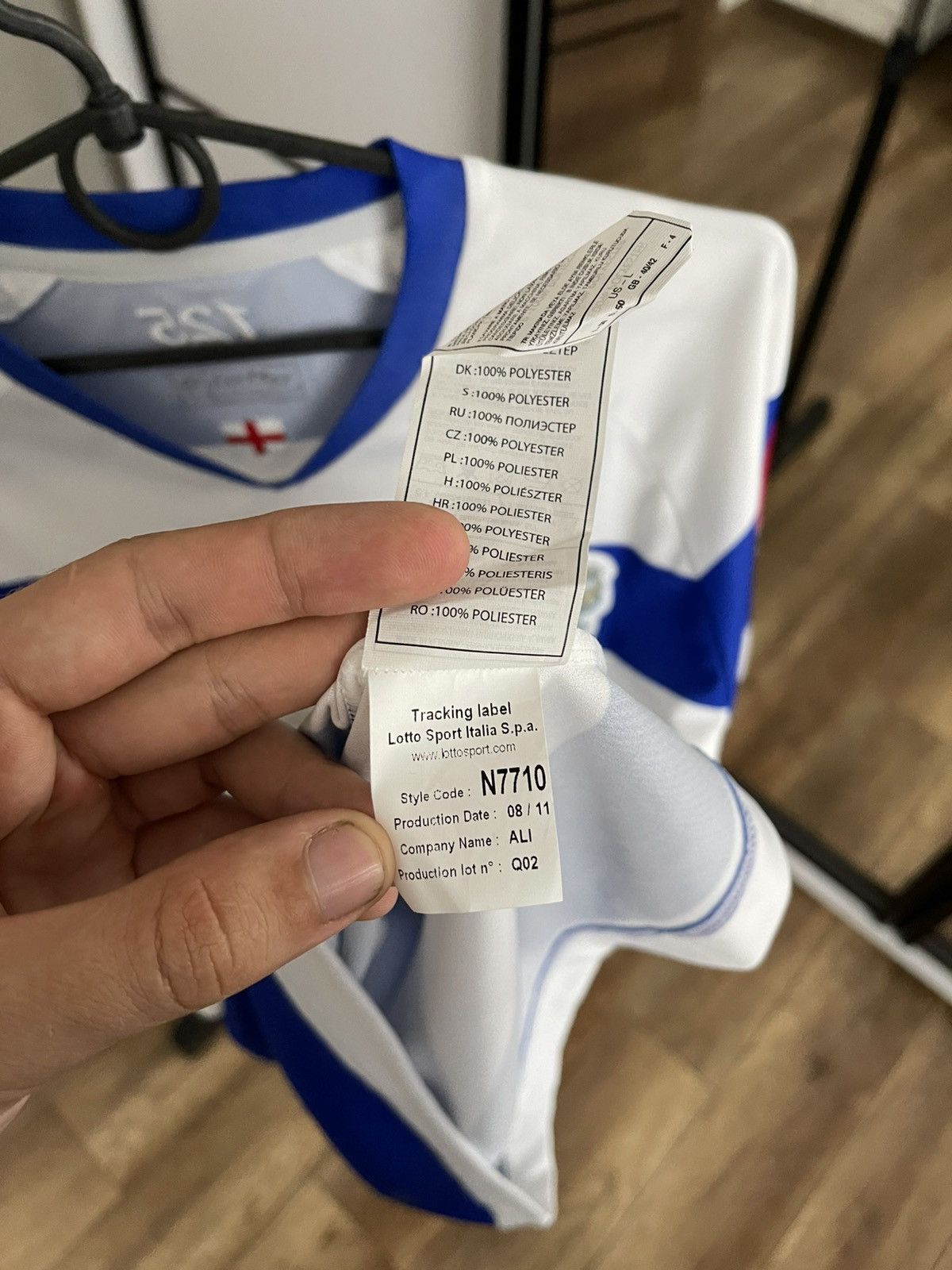 Lotto Sport 2011/2012 Queens Park Rangers Lotto Soccer Jersey T-Shirt Size US L / EU 52-54 / 3 - 13 Thumbnail