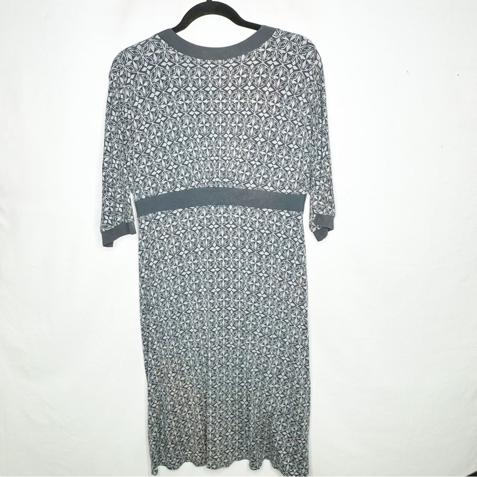Athleta ATHLETA Gray V-Neck Dress in Large Size L / US 10 / IT 46 - 4 Thumbnail