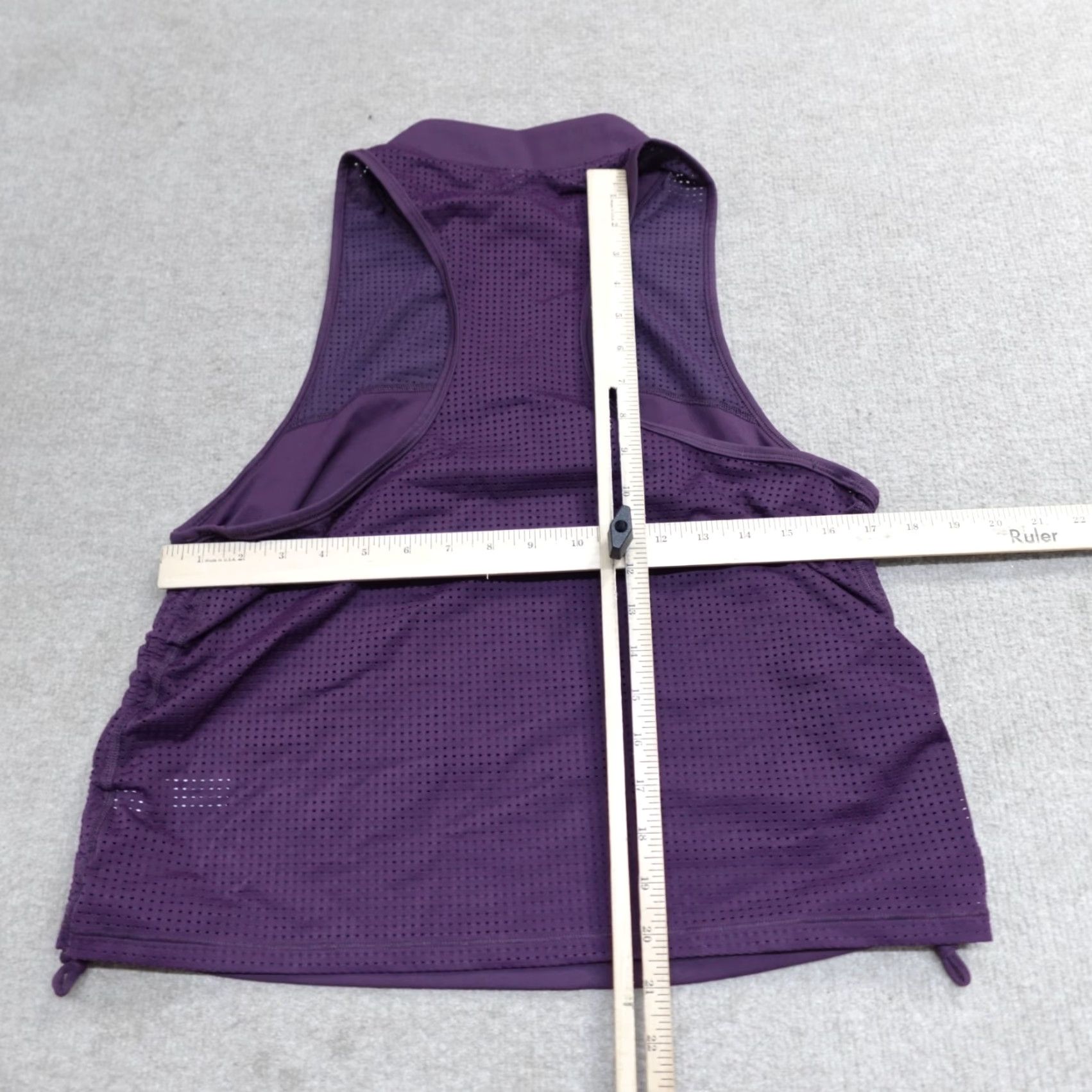 Athleta Athleta Tank Shirt Women XL Purple Hiit It 1/4 Zip Racerback Sleeveless Activewear Yoga Size XL / US 12-14 / IT 48-50 - 6 Thumbnail