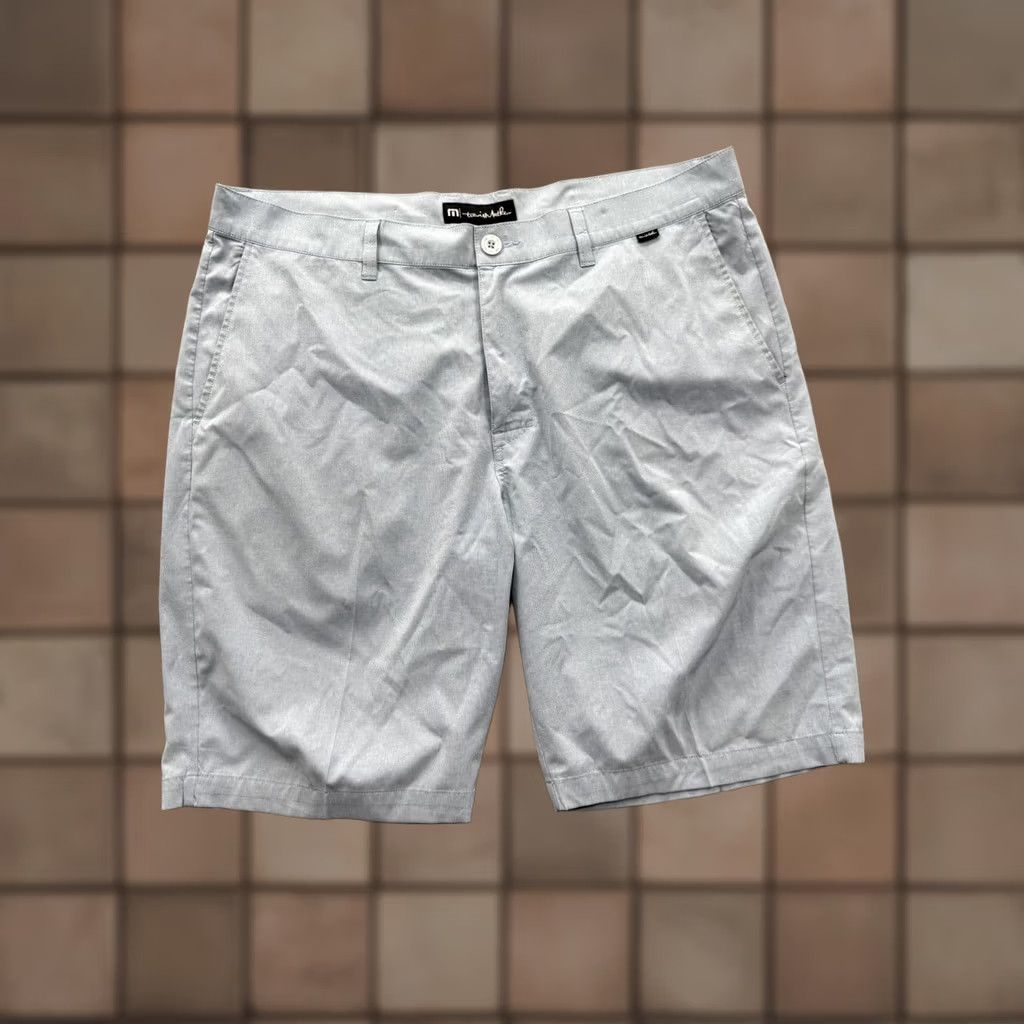 TravisMathew Travis Mathew Shorts Mens 38 Blue Chino Stretch 10 Inseam Golf Casual Summer Mens Size US 38 / EU 54 - 1 Thumbnail
