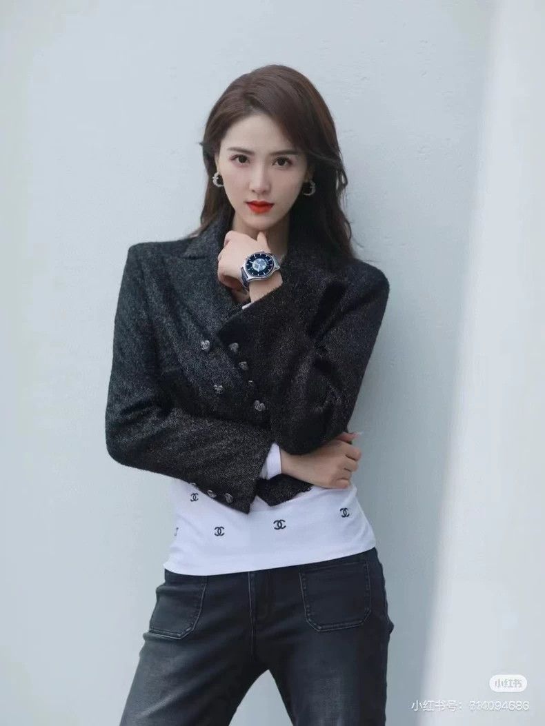 Chanel Chanel Black shiny heart button short coat Size XXS / US 00 / IT 34 - 2 Thumbnail