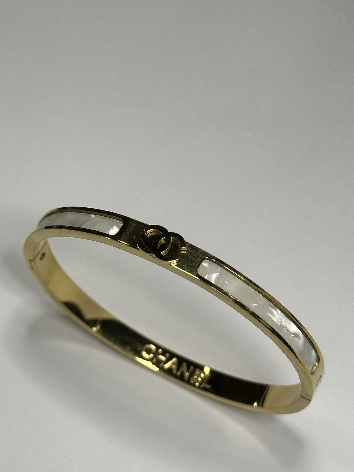 Other Women’s Luxury Gold Bracelet Size ONE SIZE - 2 Thumbnail