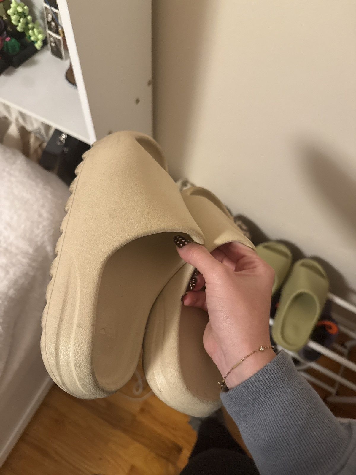 Yeezy Yeezy Slide 70s Size US 10 / IT 40 - 3 Thumbnail