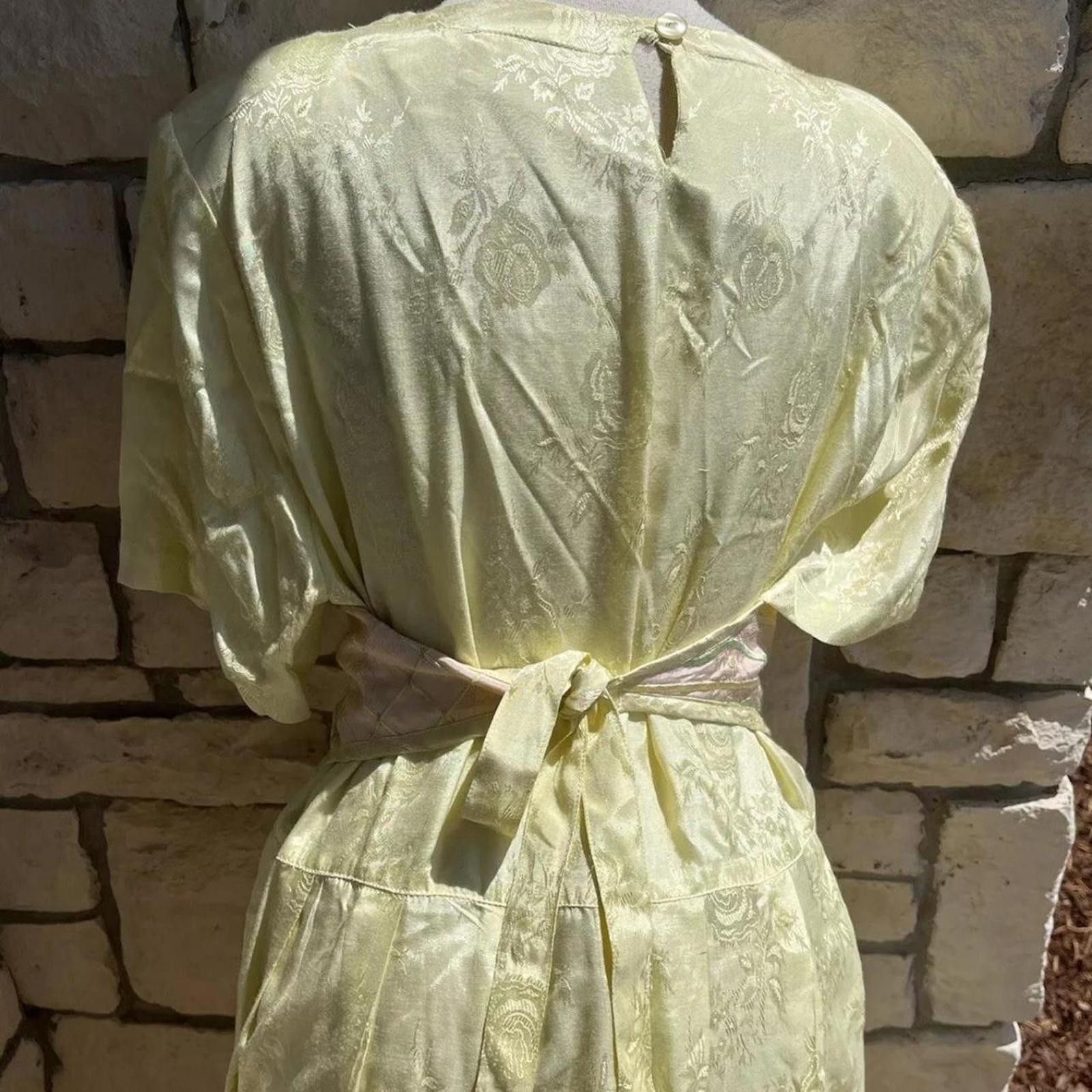 Other Yellow 80s vintage dress, and tie back glamour Size L / US 10 / IT 46 - 2 Thumbnail
