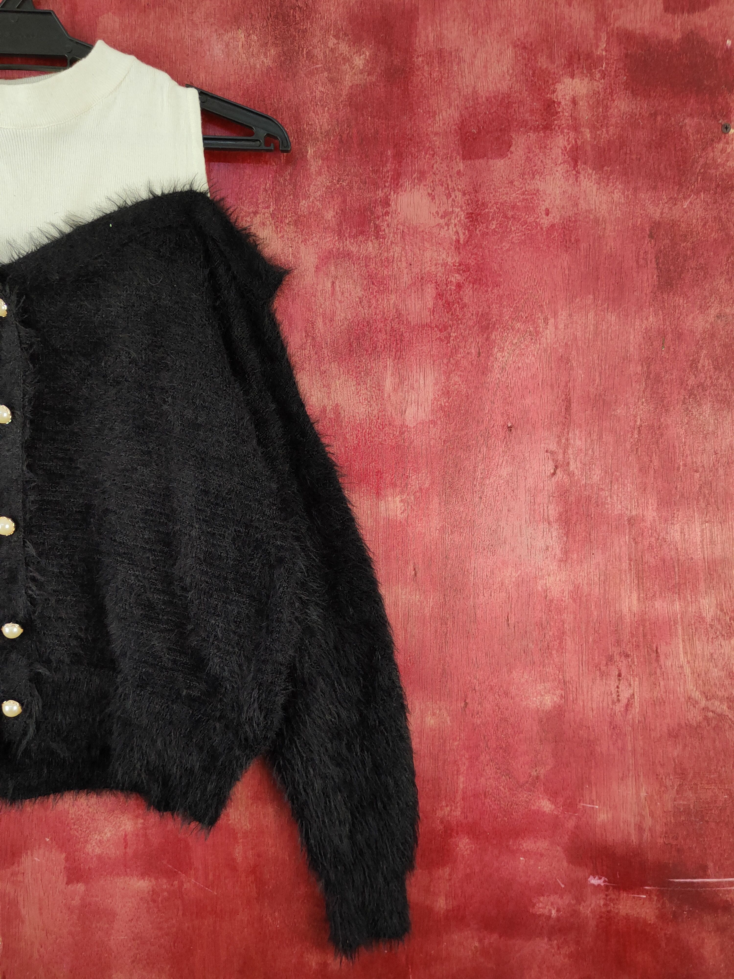 Japanese Brand × Vintage Cecil McBee Black Fur Mohair Knitwear Cardigan #S2073 Size M / US 6-8 / IT 42-44 - 5 Thumbnail