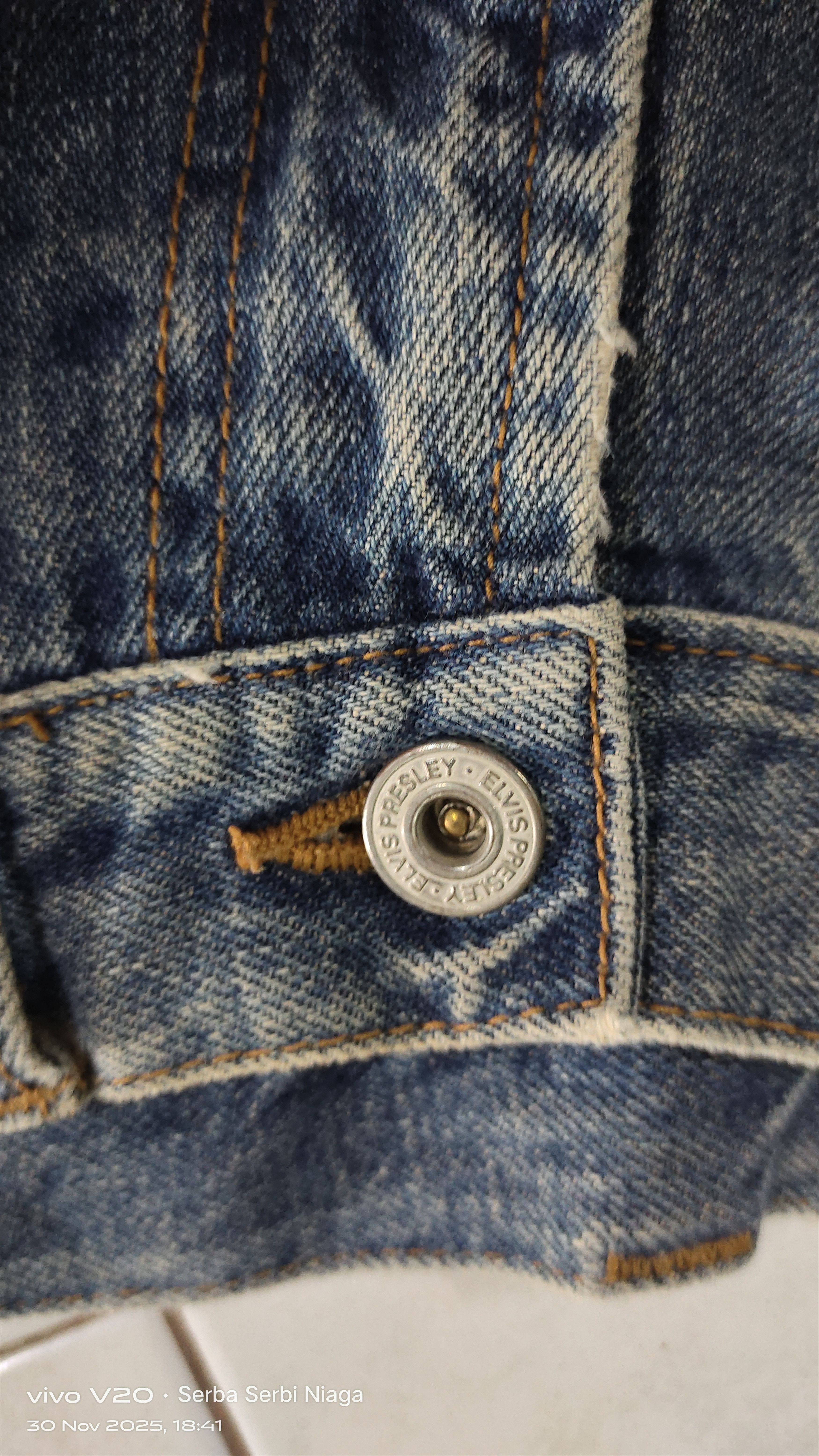 Other Vintage Iconic American Singer Elvis Presley Fade Wash Jeans Size US 32 / EU 48 - 4 Thumbnail
