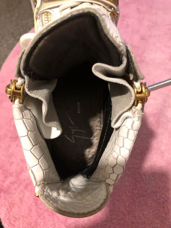 Giuseppe Zanotti Giuseppe Zanotti White Croc Metal Bar High-Tops, c.2012 Size US 6 / EU 39 - 3 Thumbnail