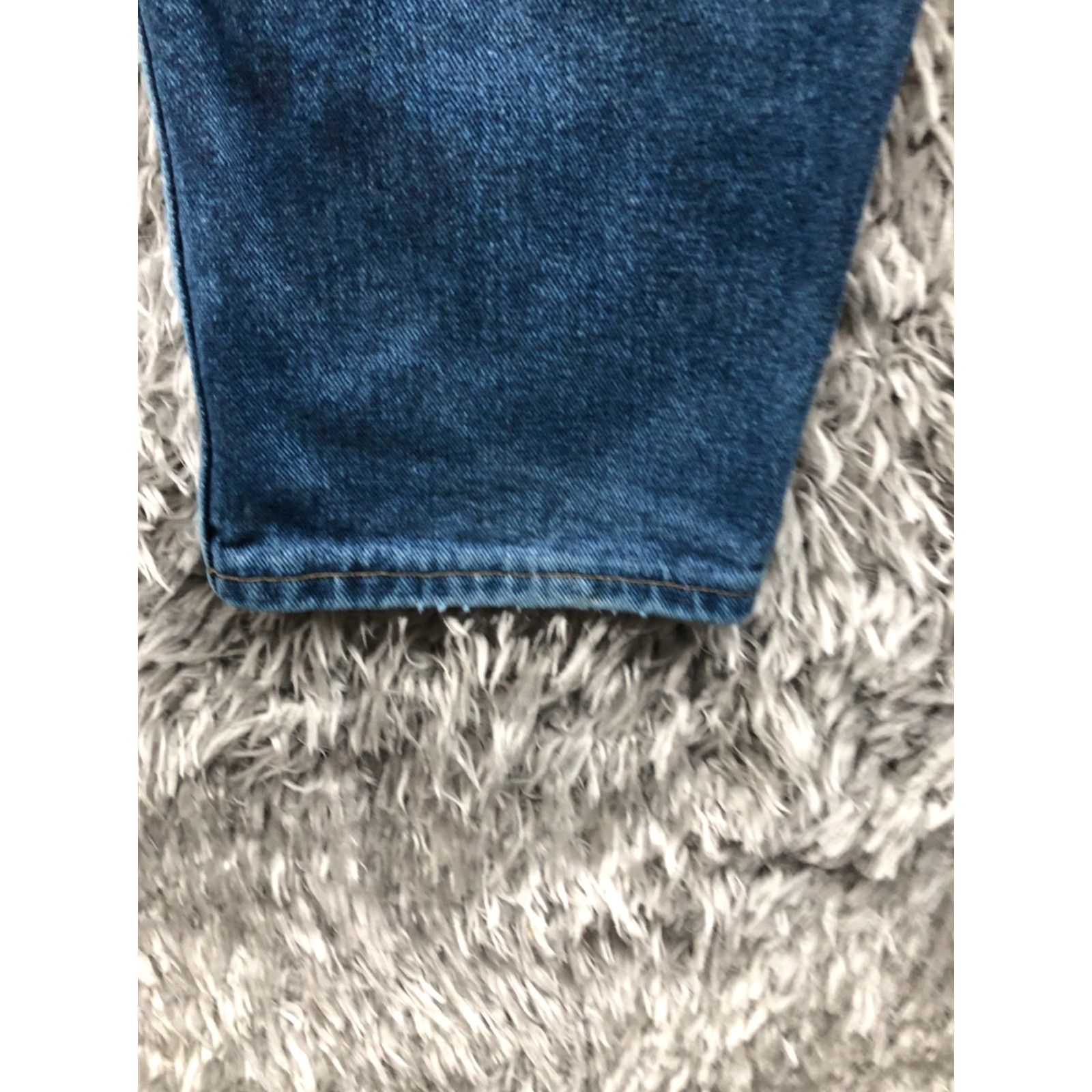 Wrangler Wrangler Rugged Wear Jeans Straight 36x30 Mens Mid Wash Blue Regular 5-Pocket Denim Cotton Blend Belt Loops Zip Inseam 30 Size US 36 / EU 52 - 7 Thumbnail