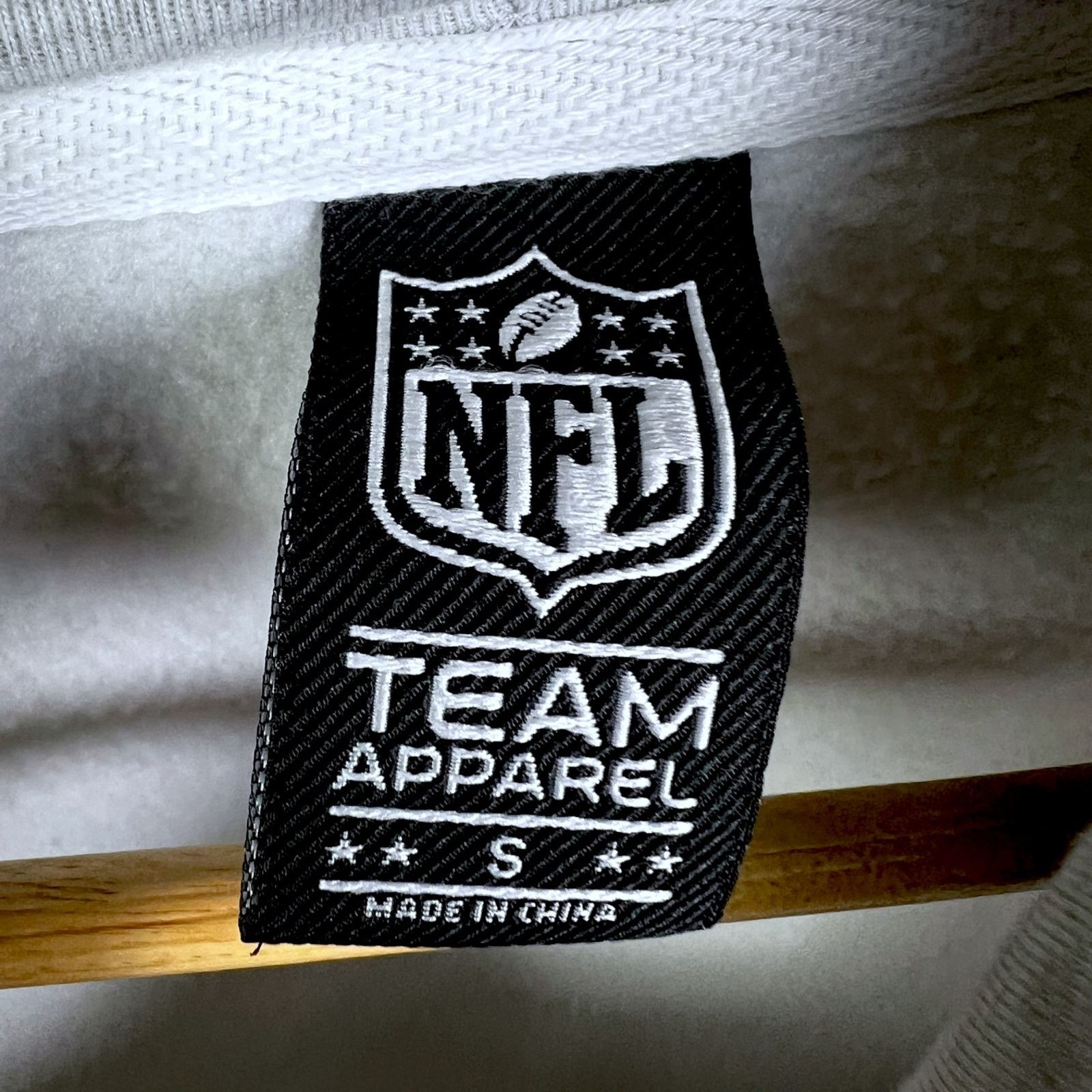 NFL New England Patriots Men's Small Cuffed Gray Hoodie NFL Size US S / EU 44-46 / 1 - 4 Thumbnail