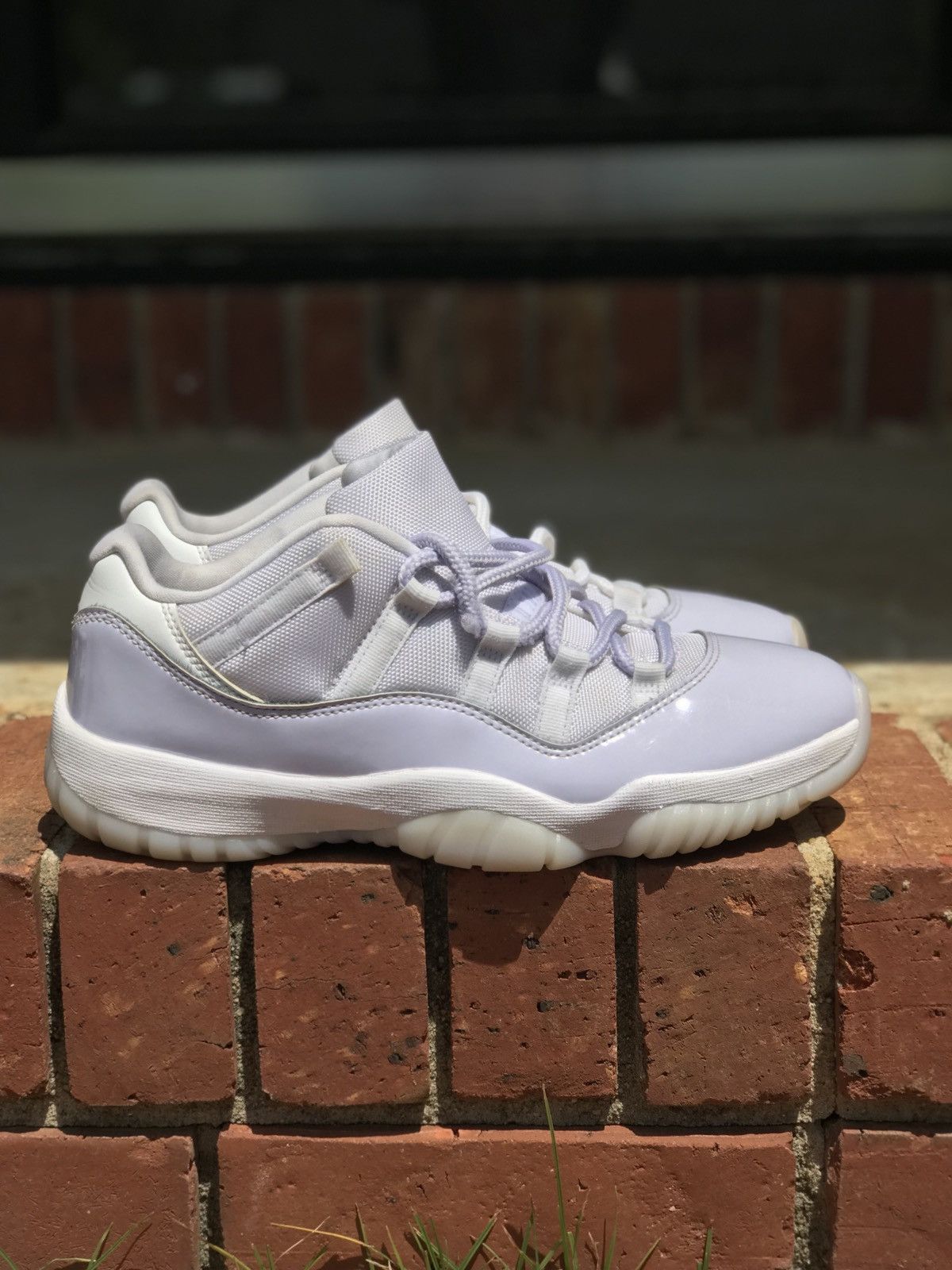 Wmns Air Jordan 11 Retro Low “Pure Violet” Size 11 W / 9.5 M