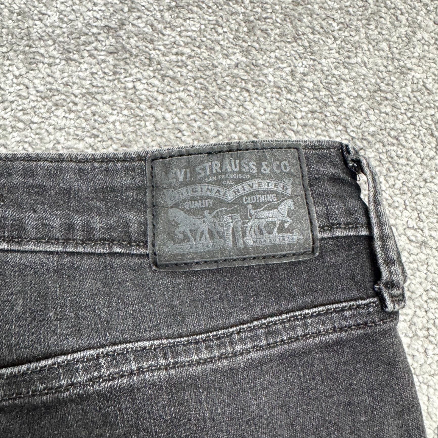 Levi's Levi's 712 High Rise Skinny Denim Jeans Womens 28x30 Black Washed Casual Stretch Size 28" / US 6 / IT 42 - 7 Thumbnail
