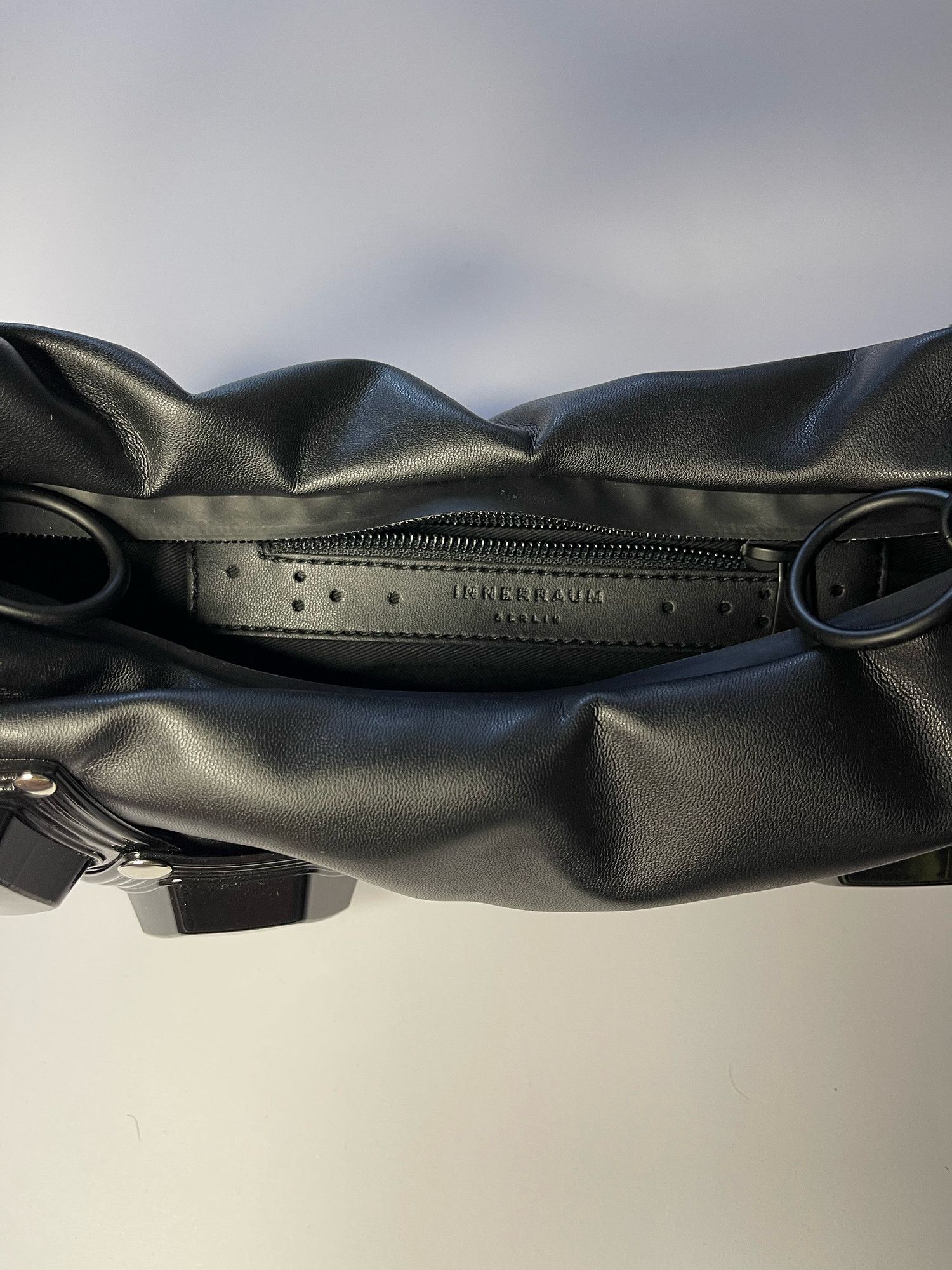 Innerraum Small Half-moon Shell Shoulder Bag Size ONE SIZE - 4 Thumbnail
