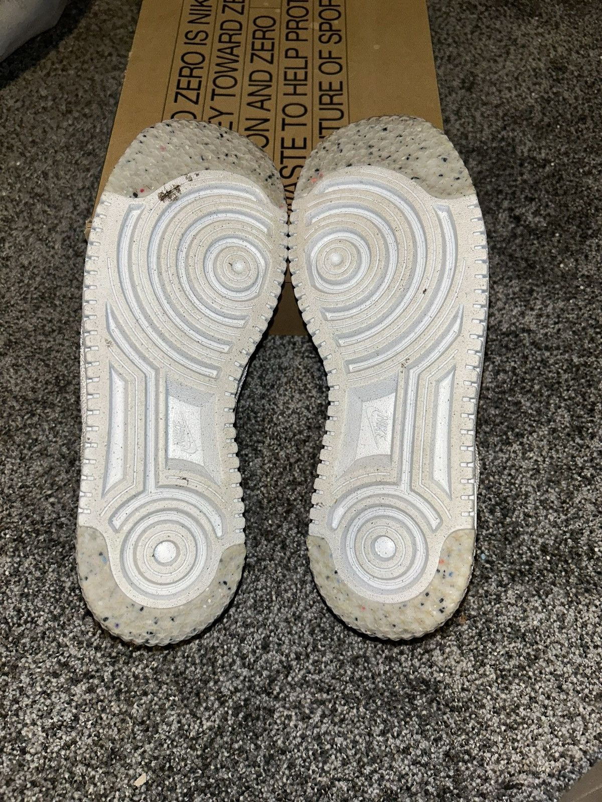 Nike Nike Air Force one flyknit Size US 9.5 / EU 42-43 - 4 Thumbnail