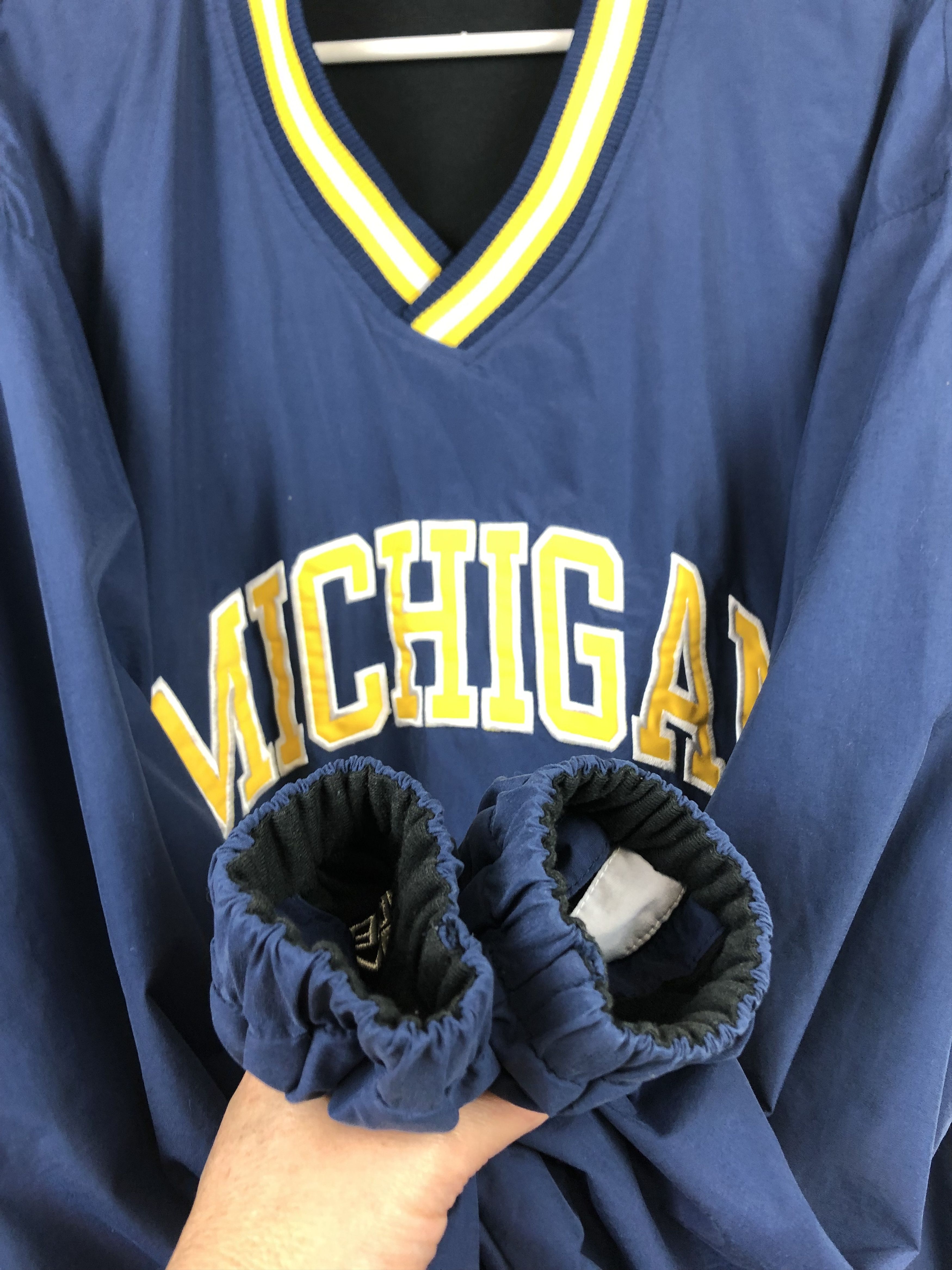 Starter Vintage Michigan Wolverines Jacket Sweatshirt Reversible Size US L / EU 52-54 / 3 - 6 Thumbnail