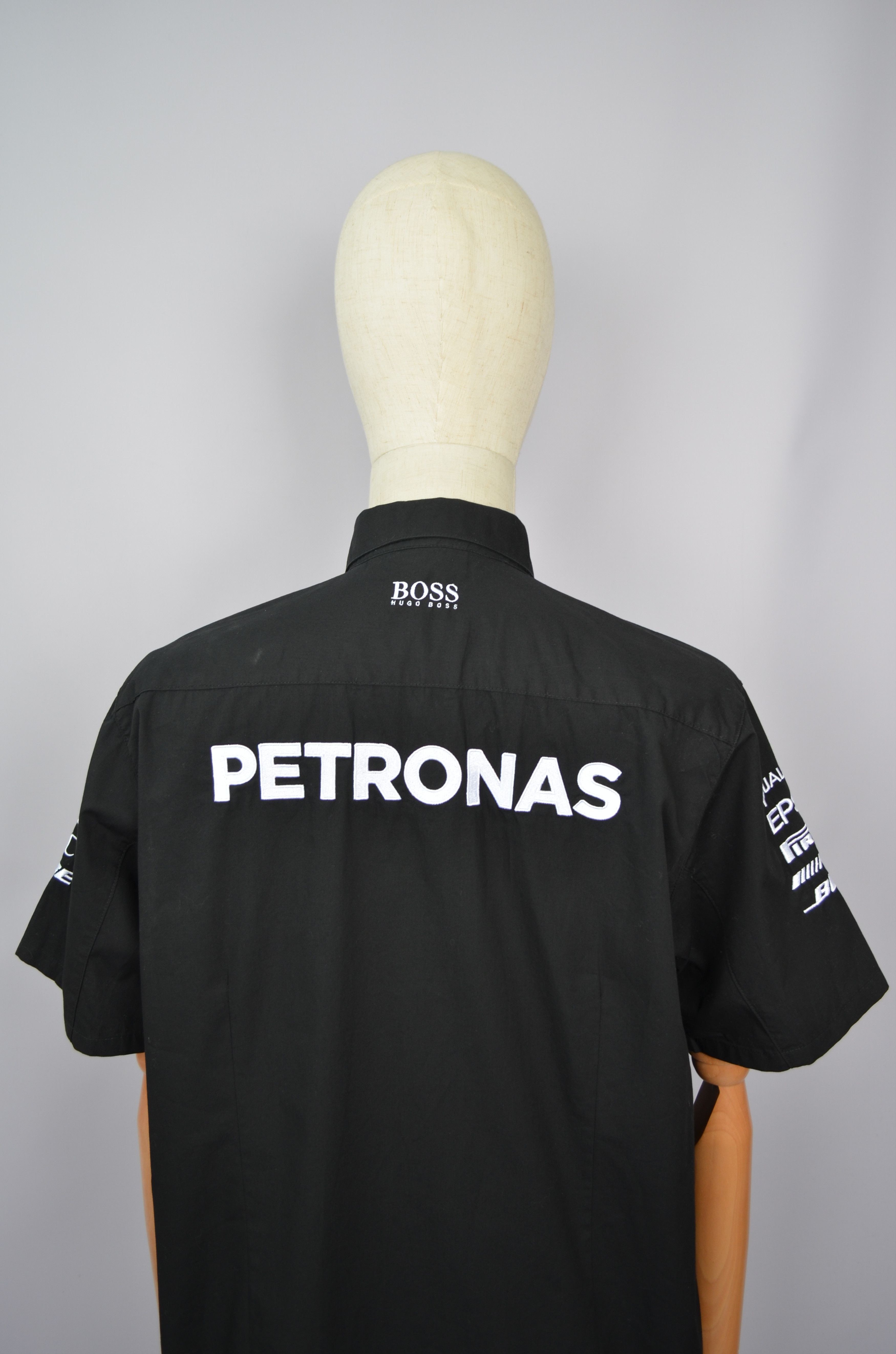 Designer × Hugo Boss × Mercedes-Benz Hugo Boss X Mercedes AMG Petronas Formula One F1 Crew Team Size US L / EU 52-54 / 3 - 8 Thumbnail