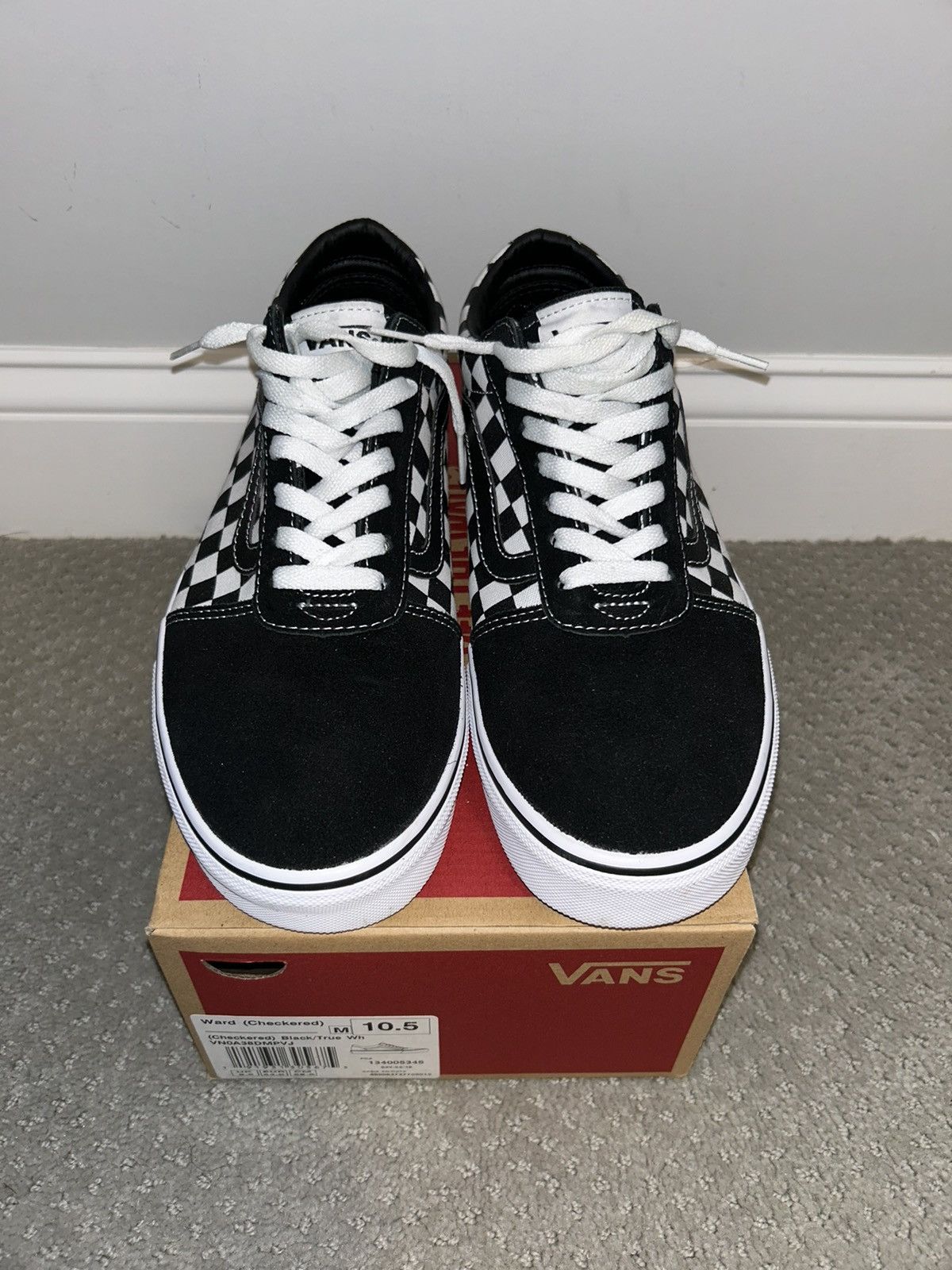 Vans Vans Old-Skool Checkered Lows Size US 10.5 / EU 43-44 - 2 Thumbnail
