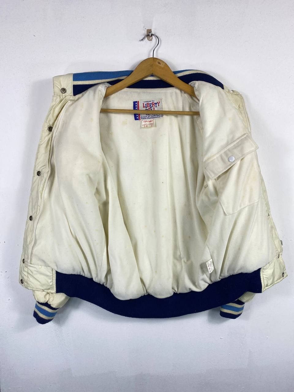 Liberty vintage liberty bell ski puffer jacket nice design Size L / US 10 / IT 46 - 8 Thumbnail
