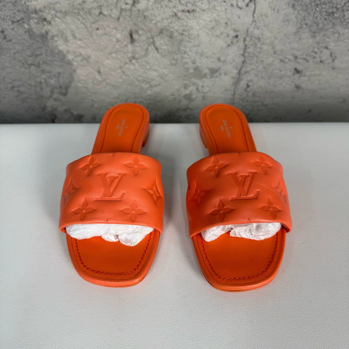 Louis Vuitton Louis Vuitton Slipper 37 99 New Size US 6.5 / IT 36.5 - 7 Thumbnail