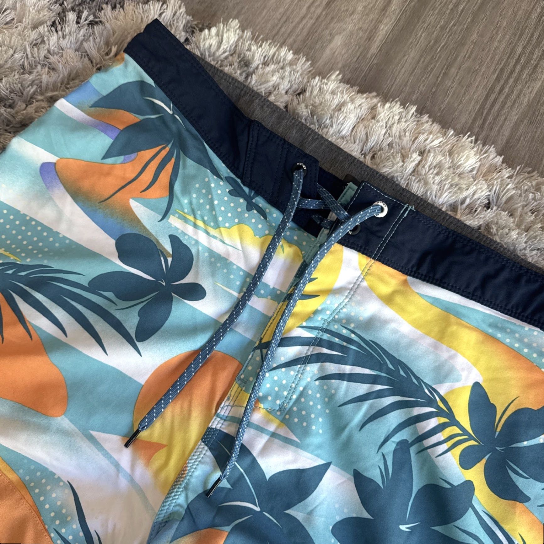 Hurley Hurley Bottom Swim Trunks Trunks Beach Men 33 Multicolor Swimwear Adjustable Waist Summer Size 33 Mens Size US 33 - 3 Thumbnail