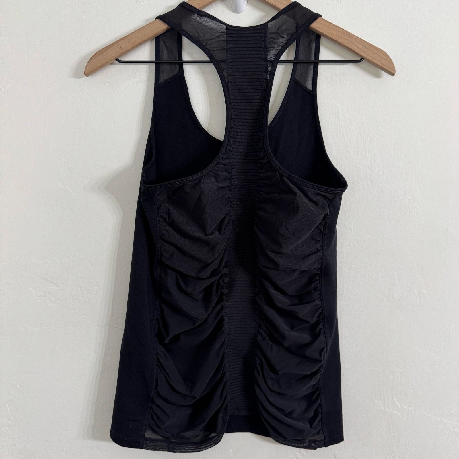 Athleta Athleta Bakasana Tank Top Black Ruched Mesh Size Small Size S / US 4 / IT 40 - 4 Thumbnail