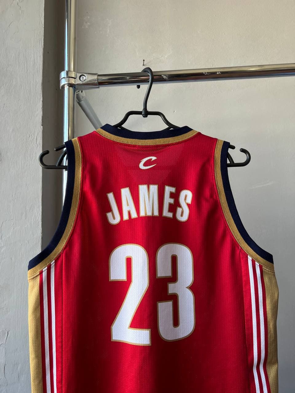 NBA CLEVELEND CAVALIERS #23 JAMES BASKETBALL CHAMPION JERSEY S Size US S / EU 44-46 / 1 - 12 Thumbnail