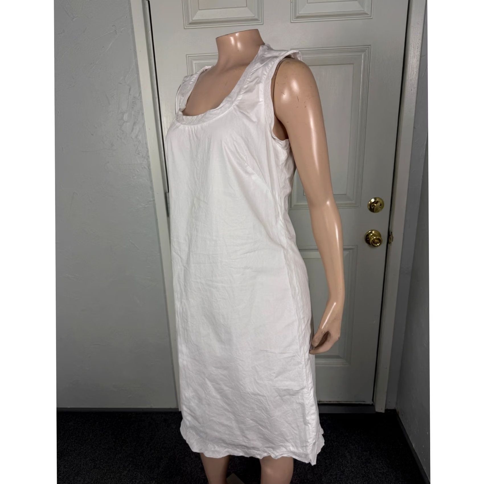 Vintage DOSA Women's Dress 100% Cotton Size S Small White Solid Sleeveless Round Neck Mini Casual Short Sleeveless Mens Womens Girls? Size S / US 4 / IT 40 - 3 Thumbnail