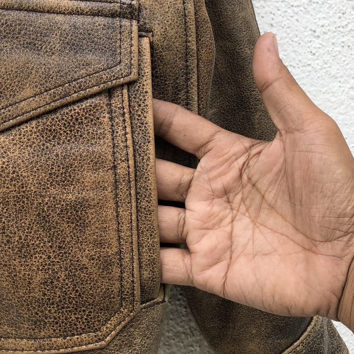 Vintage Vintage 90s GK Global Cowhide Leather Bomber Jacket Size US L / EU 52-54 / 3 - 4 Thumbnail