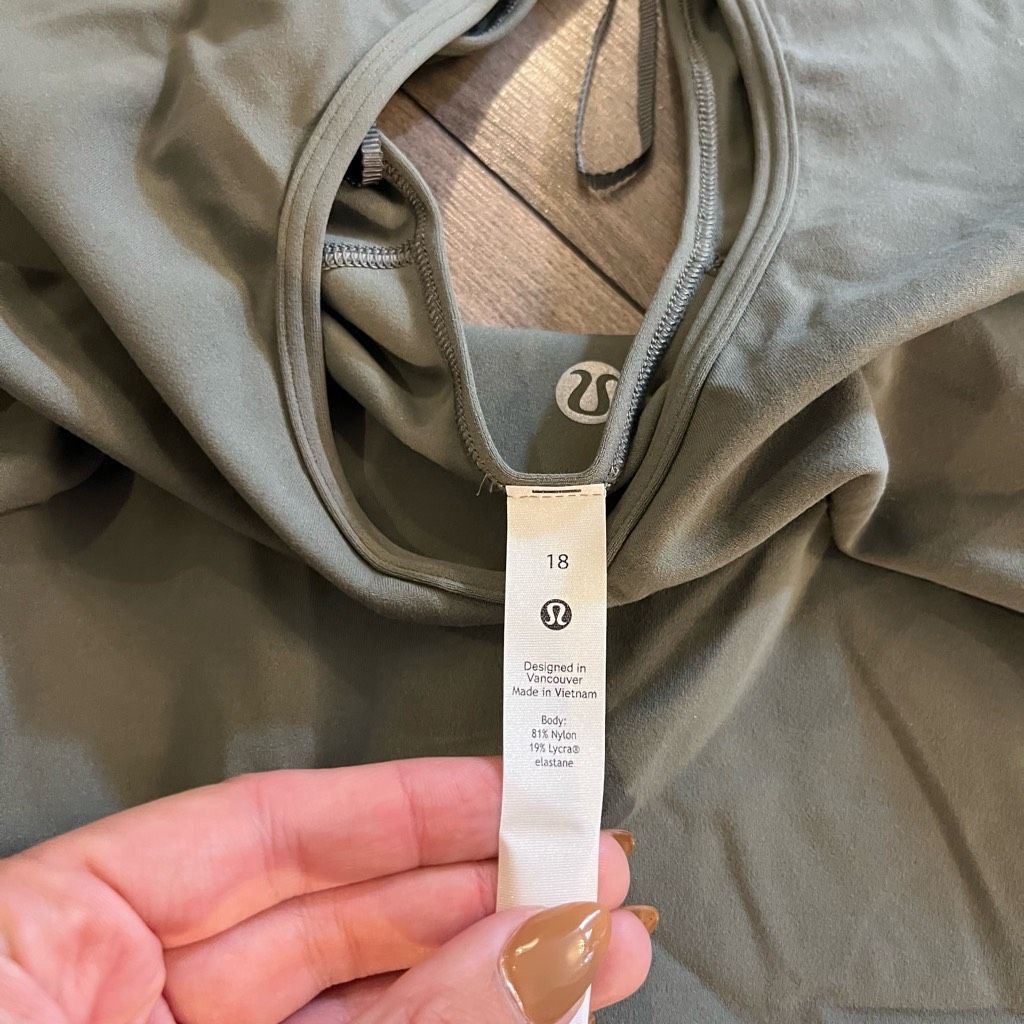 Lululemon Lululemon Align Army Green Athletic Shirt Women 18 -NWT Size XXL / US 16-18 / IT 52-54 - 2 Thumbnail