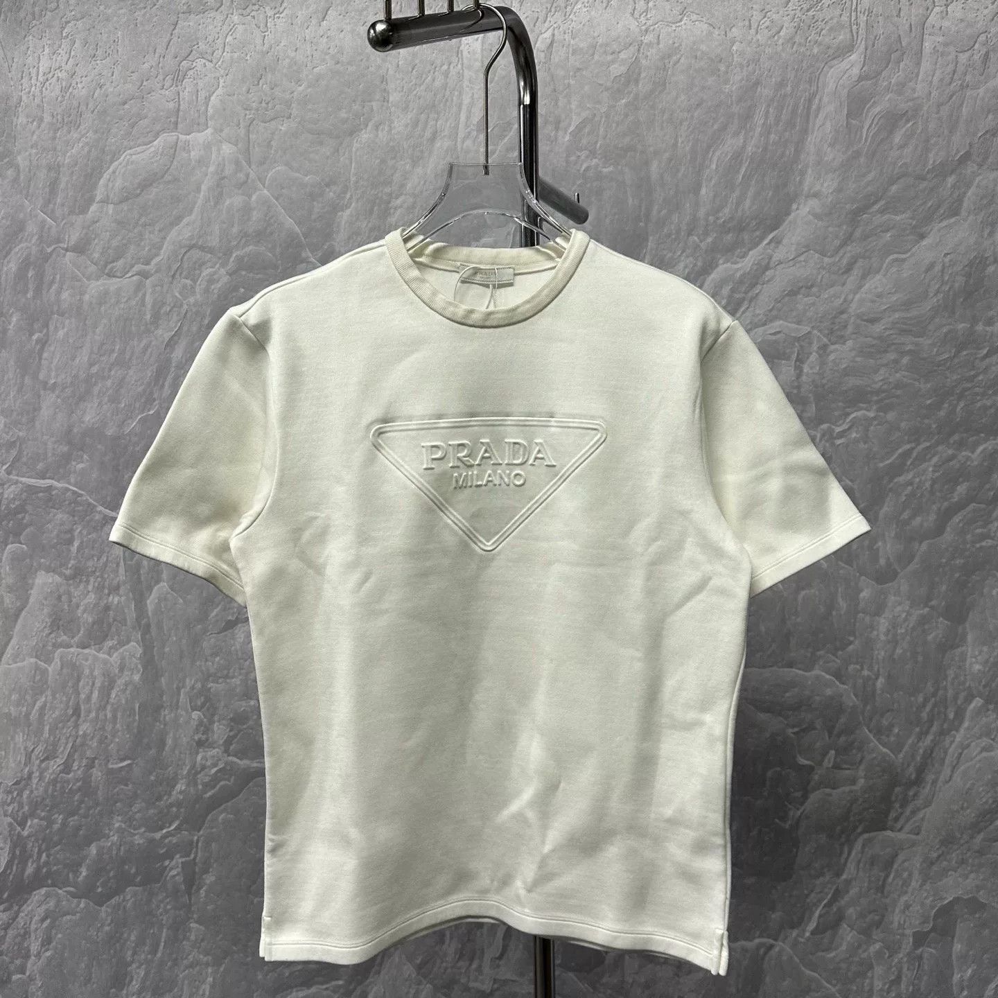 prada embossed logo short sleeve t-shirt